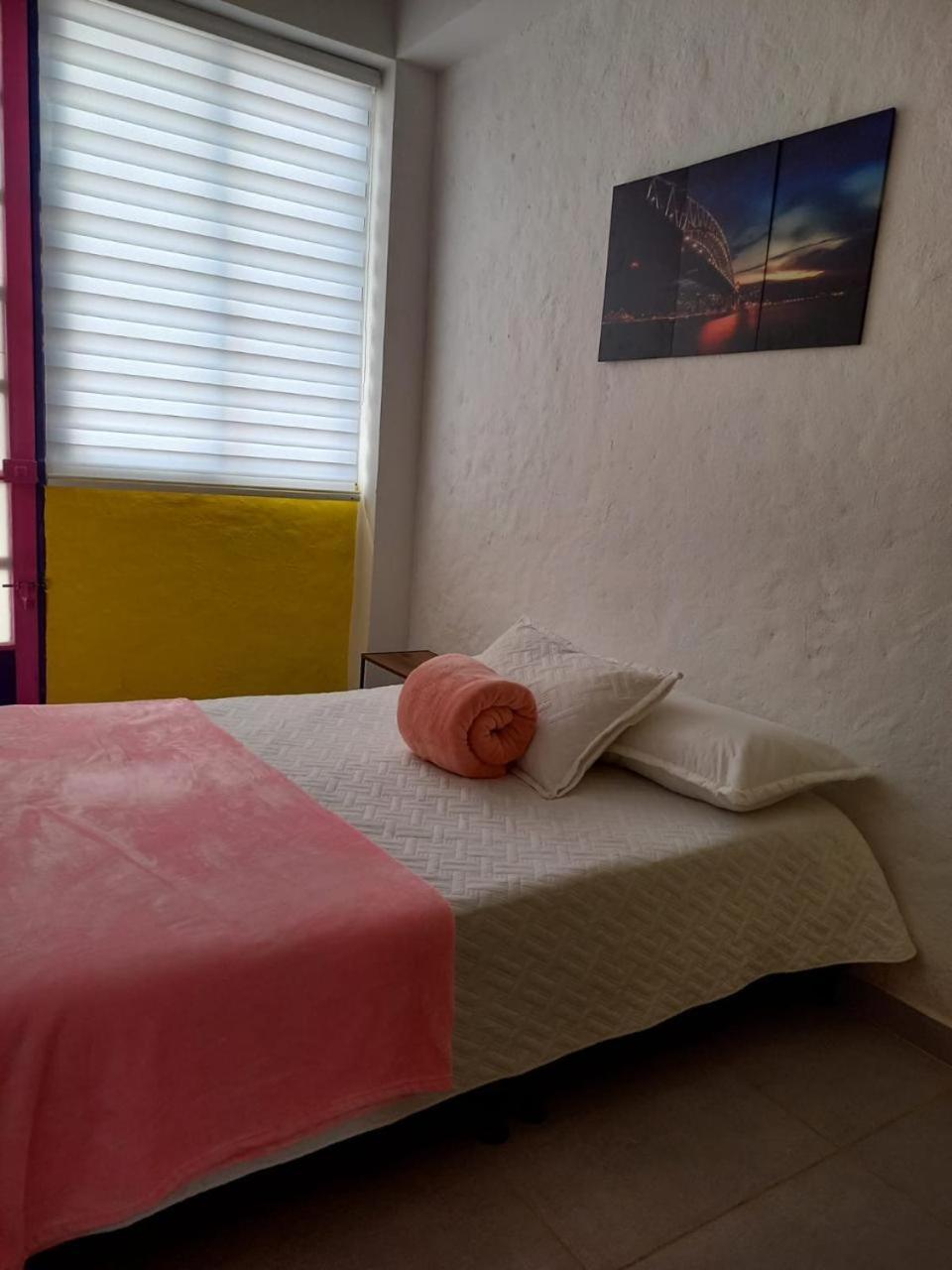 Apartaestudios Las Astromelias Σαλέντο Εξωτερικό φωτογραφία
