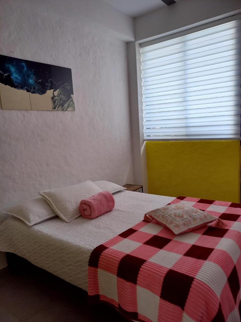 Apartaestudios Las Astromelias Σαλέντο Εξωτερικό φωτογραφία